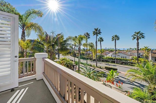 7457 Neptune Drive, Carlsbad, CA 92011