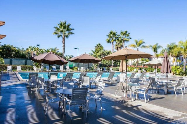 7457 Neptune Drive, Carlsbad, CA 92011