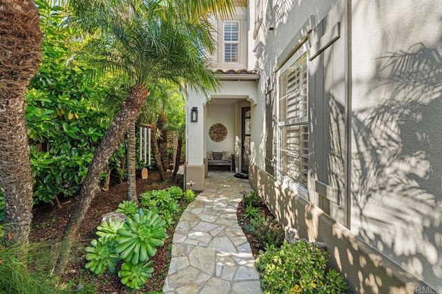 7457 Neptune Drive, Carlsbad, CA 92011