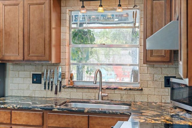 2350 Fallon Boulevard NE, Palm Bay, FL 32907