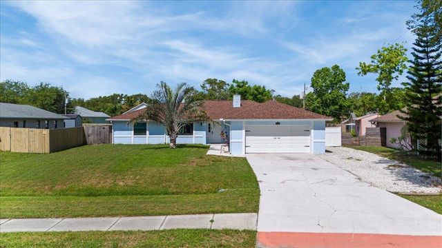 2350 Fallon Boulevard NE, Palm Bay, FL 32907