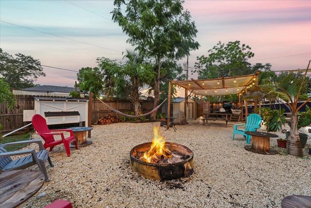 2350 Fallon Boulevard NE, Palm Bay, FL 32907