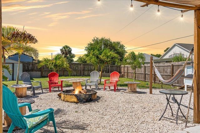 2350 Fallon Boulevard NE, Palm Bay, FL 32907
