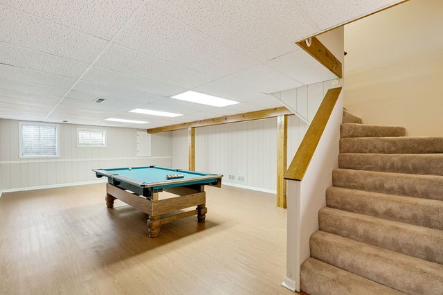 23 Old Barrington Court, Lake Barrington, IL 60010