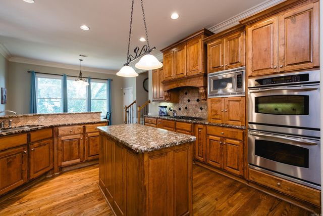 11 Deauville Circle, Little Rock, AR 72223