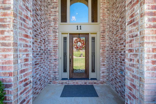 11 Deauville Circle, Little Rock, AR 72223