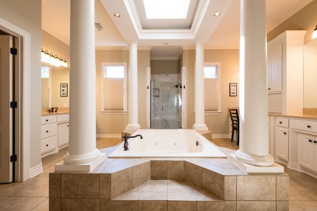 11 Deauville Circle, Little Rock, AR 72223