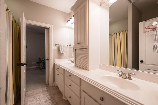 11 Deauville Circle, Little Rock, AR 72223