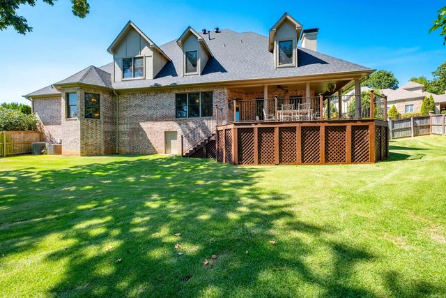11 Deauville Circle, Little Rock, AR 72223