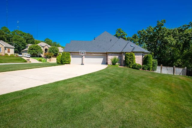 11 Deauville Circle, Little Rock, AR 72223