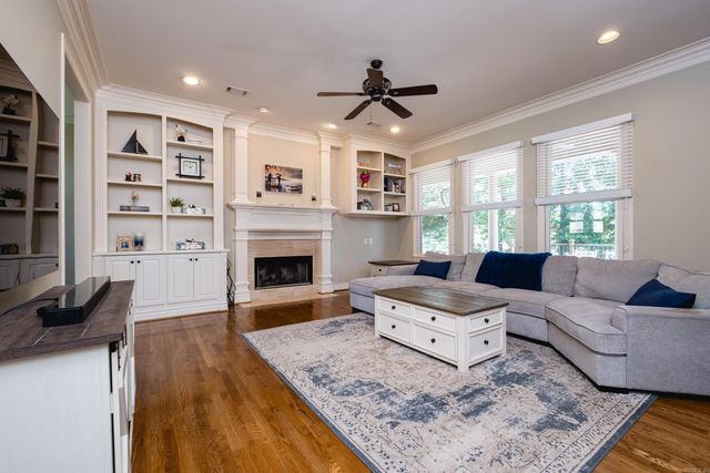 11 Deauville Circle, Little Rock, AR 72223