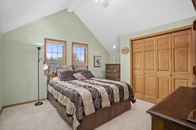 1101 10th St SW, Minot, ND 58701