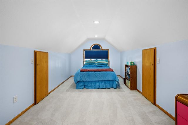 1101 10th St SW, Minot, ND 58701