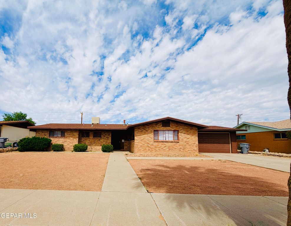 2913 FIR Street, El Paso, TX 79925