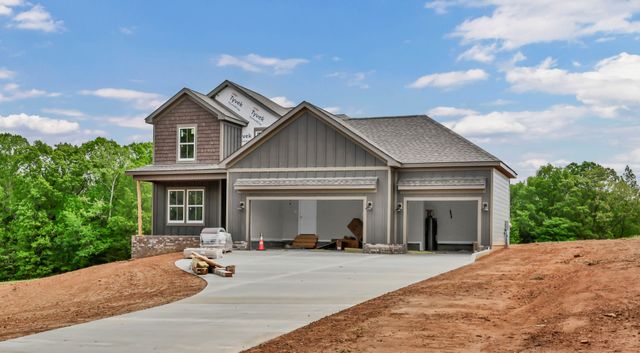 209 Lewis Grant Ln, Southside, TN 37171