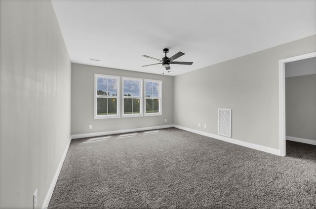 209 Lewis Grant Ln, Southside, TN 37171