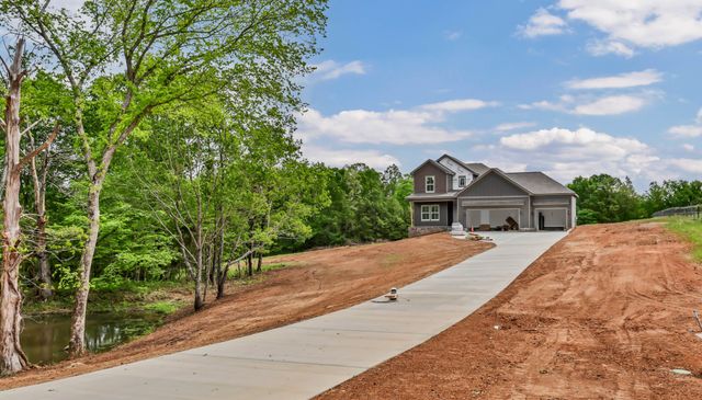 209 Lewis Grant Ln, Southside, TN 37171