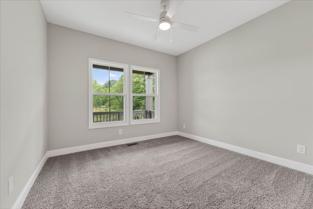 209 Lewis Grant Ln, Southside, TN 37171