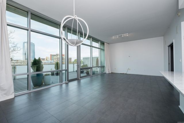 300 E 3rd St Apt 503, Little Rock, AR 72201