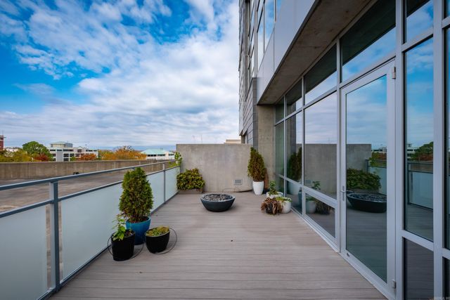 300 E 3rd St Apt 503, Little Rock, AR 72201