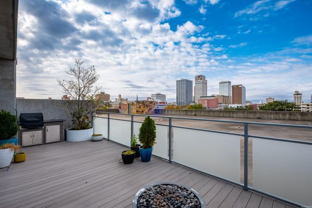 300 E 3rd St Apt 503, Little Rock, AR 72201