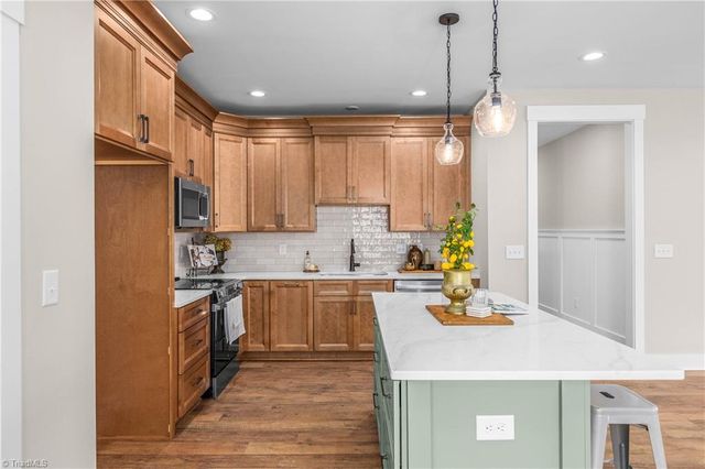 3427 Transou Road, Pfafftown, NC 27040