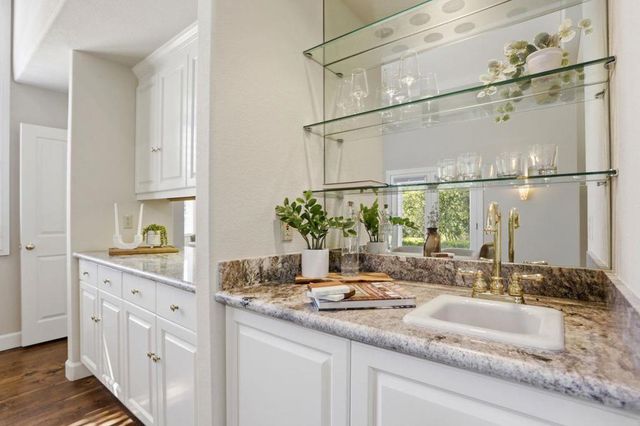 25381 Markham Lane, Salinas, CA 93908