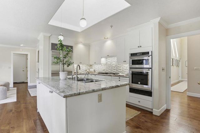 25381 Markham Lane, Salinas, CA 93908