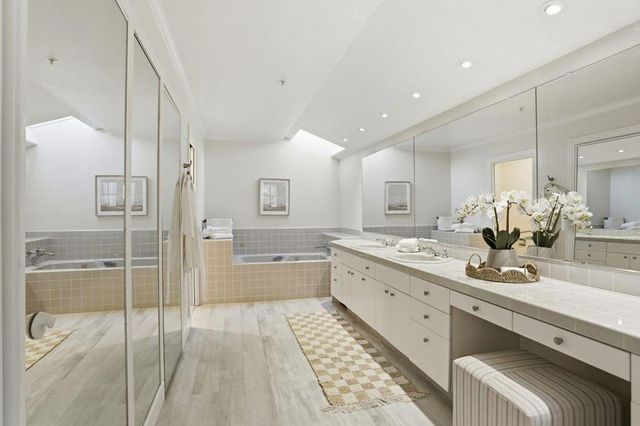 25381 Markham Lane, Salinas, CA 93908