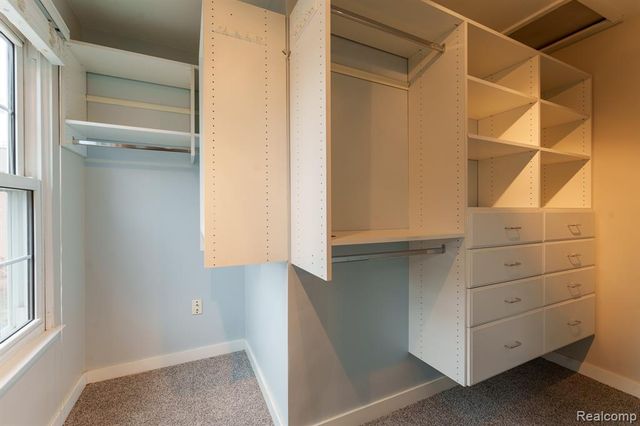 264 1st Street, Rochester, MI 48307