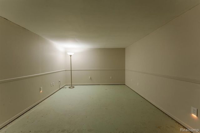 264 1st Street, Rochester, MI 48307