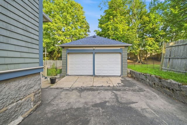 17-19 Berry St, Quincy, MA 02169