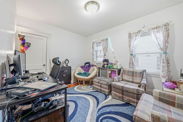 17-19 Berry St, Quincy, MA 02169