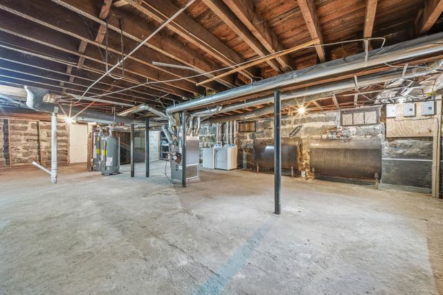 17-19 Berry St, Quincy, MA 02169