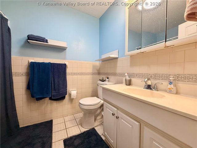 2 Brick Circle, Cross Lanes, WV 25313