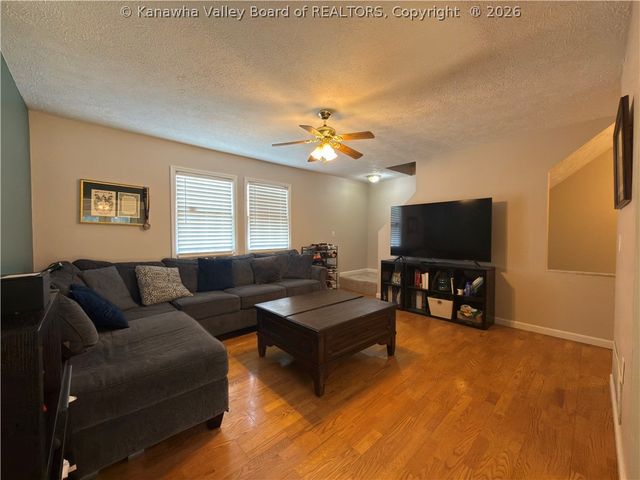 2 Brick Circle, Cross Lanes, WV 25313