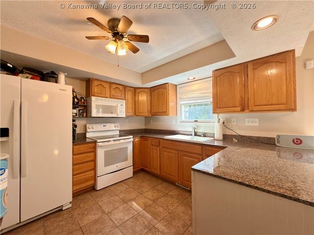 2 Brick Circle, Cross Lanes, WV 25313