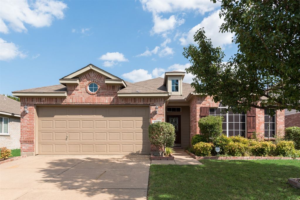 1112 Mule Deer Road, Forney, TX 75126