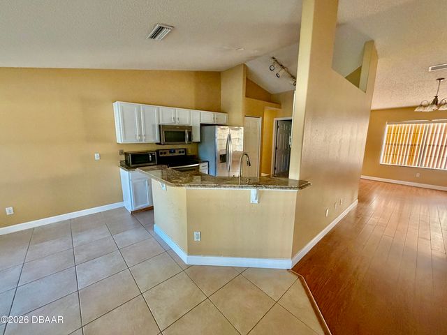 67 Spinnaker Circle, South Daytona, FL 32119
