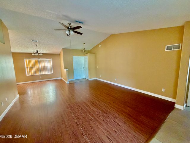 67 Spinnaker Circle, South Daytona, FL 32119