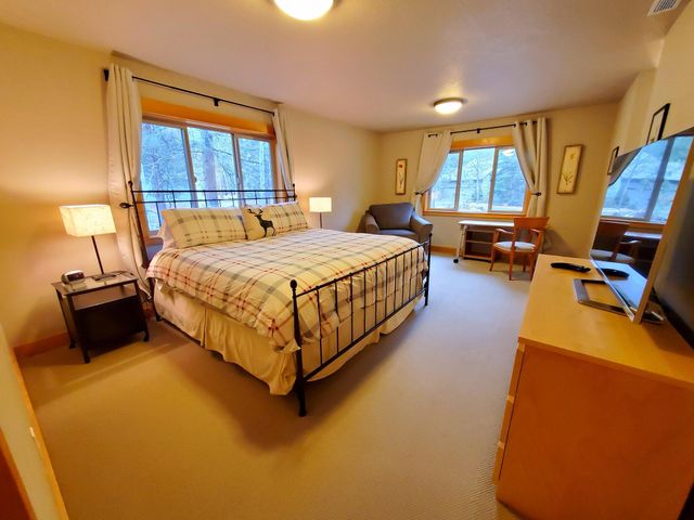 17767 Topflite Lane UNIT 23, Sunriver, OR 97707