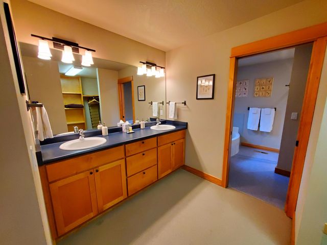 17767 Topflite Lane UNIT 23, Sunriver, OR 97707
