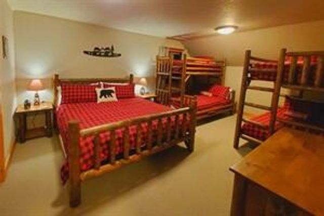 17767 Topflite Lane UNIT 23, Sunriver, OR 97707