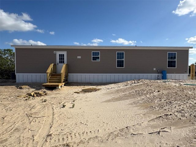 19033 NW 262ND STREET, Okeechobee, FL 34972