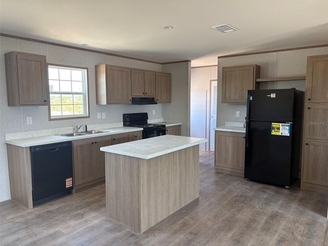 19033 NW 262ND STREET, Okeechobee, FL 34972