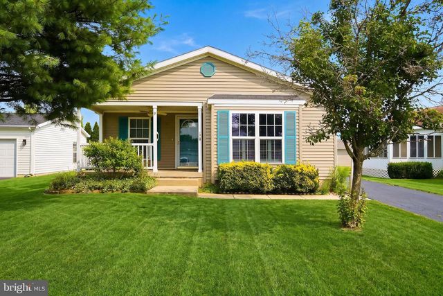 9 ROCKY HILL ROAD, Manahawkin, NJ 08050