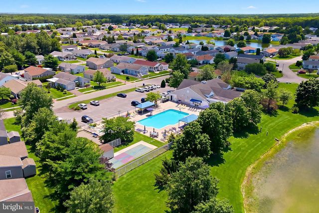 9 ROCKY HILL ROAD, Manahawkin, NJ 08050