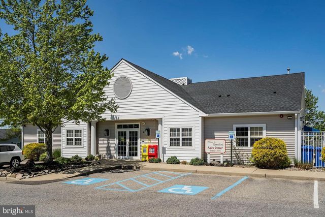 9 ROCKY HILL ROAD, Manahawkin, NJ 08050