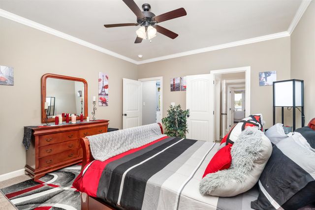 19 Oviedo Way, Hot Springs Village, AR 71909