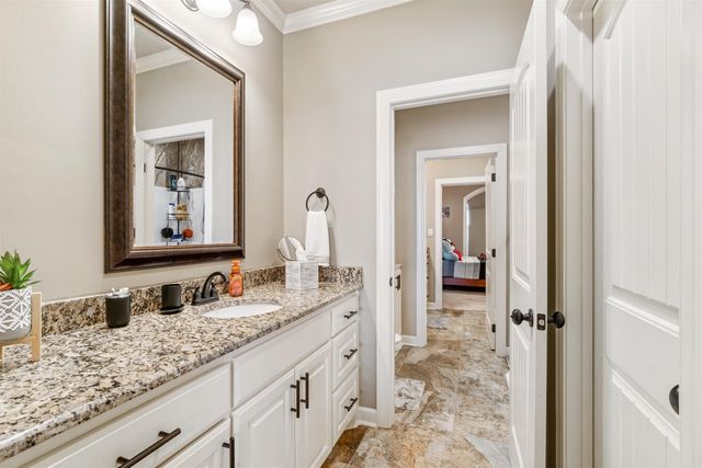 19 Oviedo Way, Hot Springs Village, AR 71909